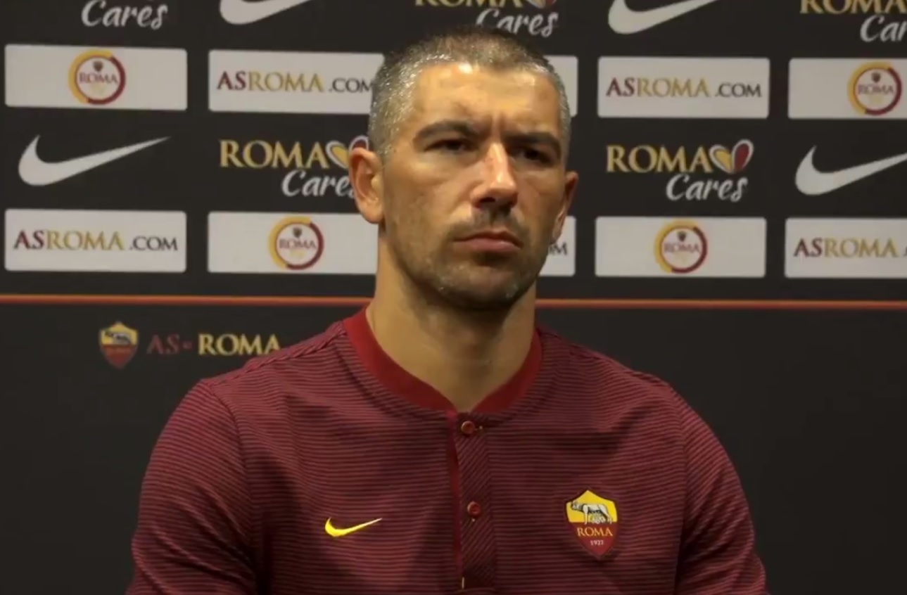 Speltips Provar ett spel på Kolarov!