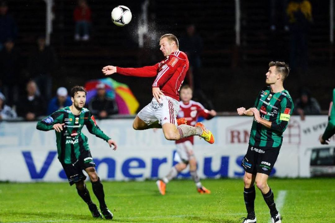 Speltips Vi beger oss till västkusten